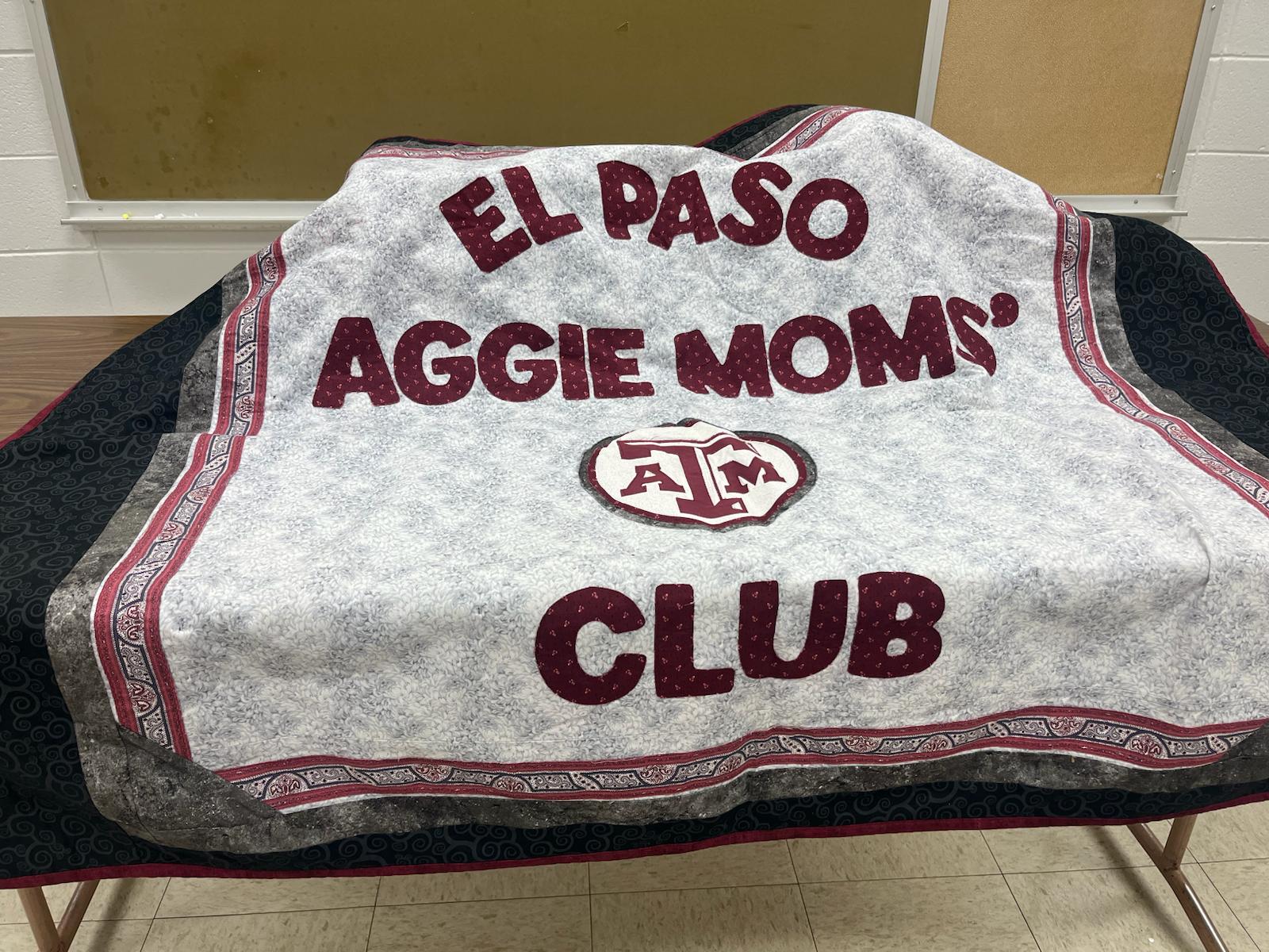El Paso Aggie Moms together